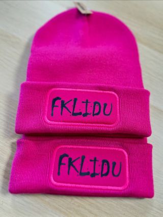 Růžová a zelená🩷💚 a hlavně FKLIDU! Blíží se větší a větší chladno, chceš být taky fklidu, že nezmrzneš? Tak vyber barvu...